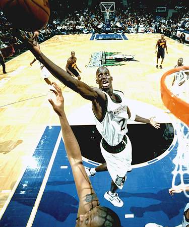 A Garnett Dunk From Behind The Glass!