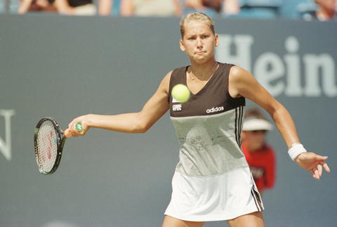 Anna Concentrates On Her Forehand